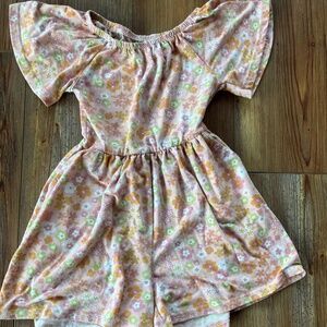 Dot Dot Smile Girls size 5 Romper Shorts Floral light pink
